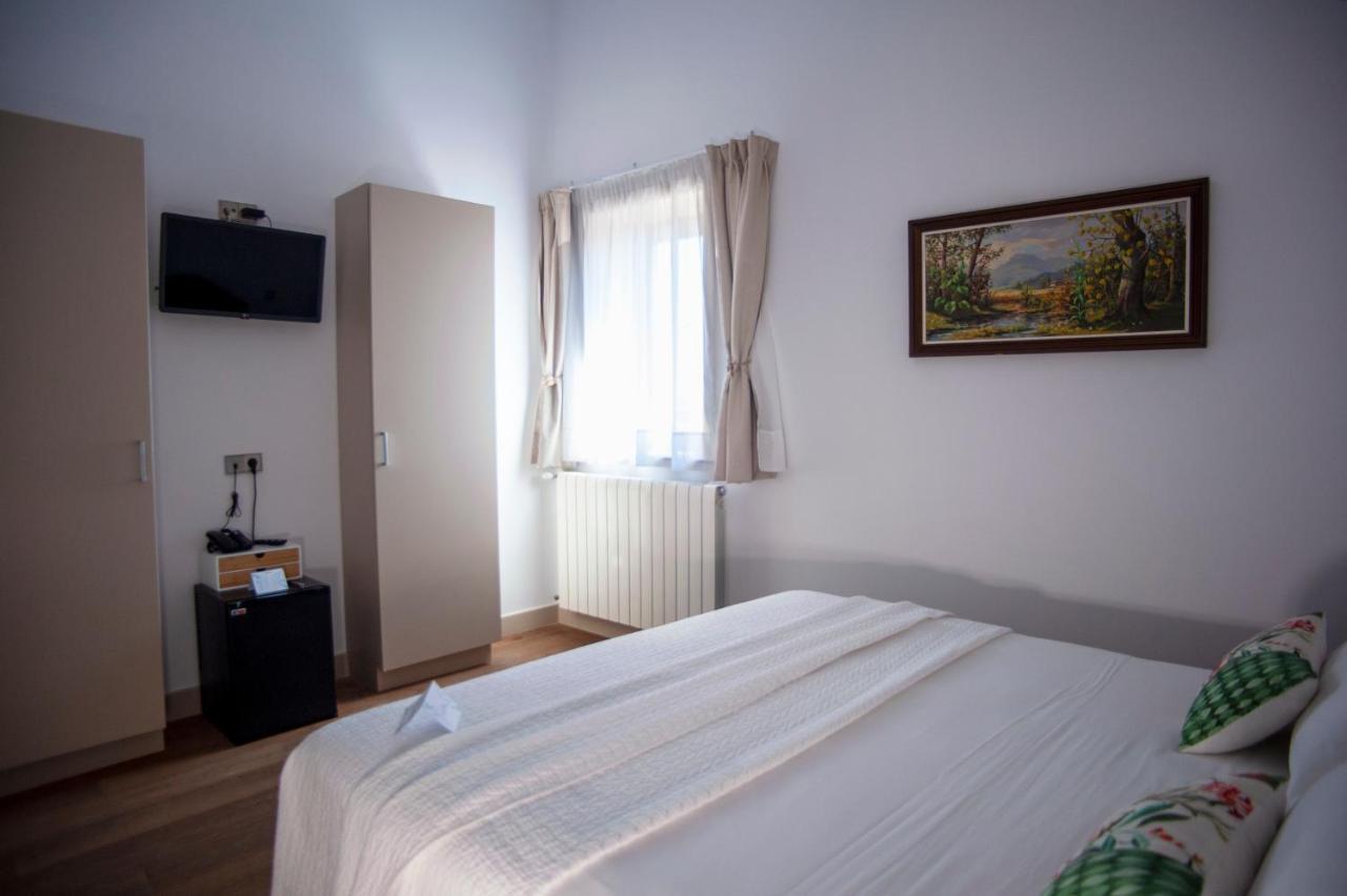 Hotel Aires De L'Emporda Vilacolum Esterno foto