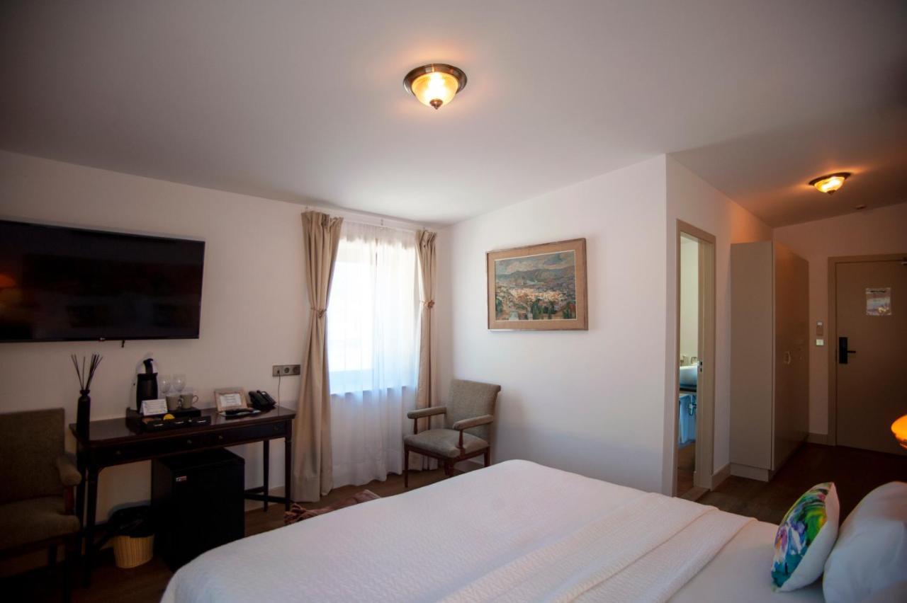 Hotel Aires De L'Emporda Vilacolum Esterno foto
